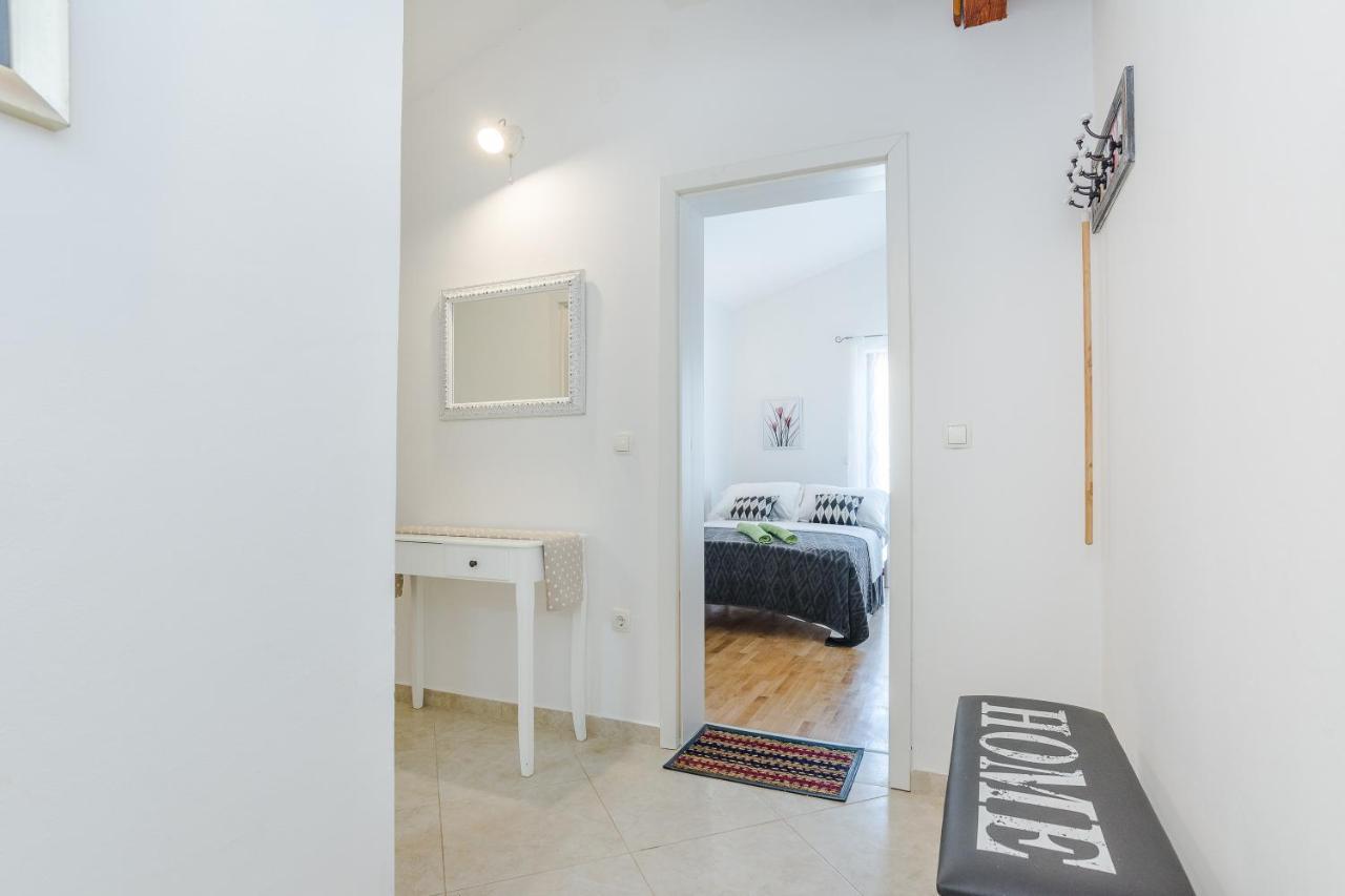 Bodulica Apartment Zadar Ngoại thất bức ảnh