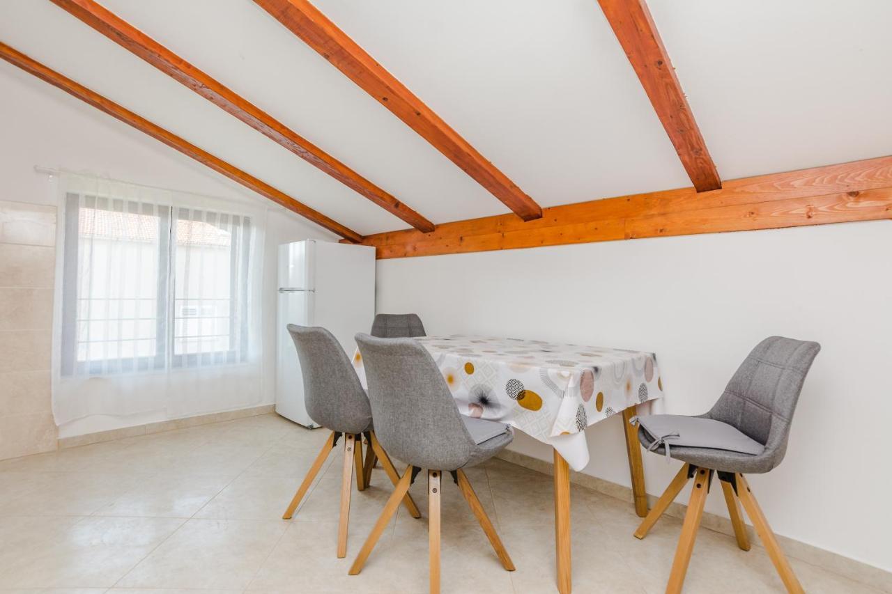 Bodulica Apartment Zadar Ngoại thất bức ảnh