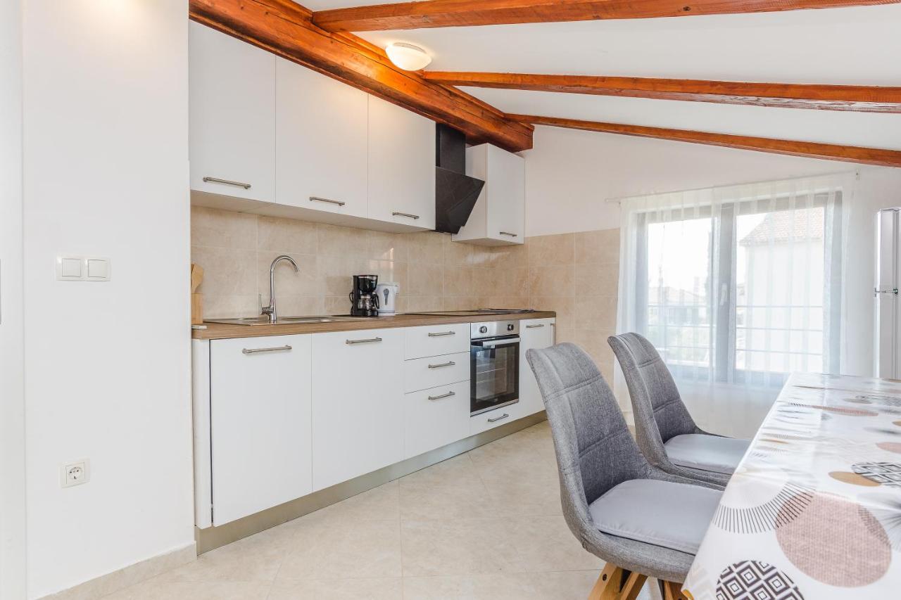 Bodulica Apartment Zadar Ngoại thất bức ảnh